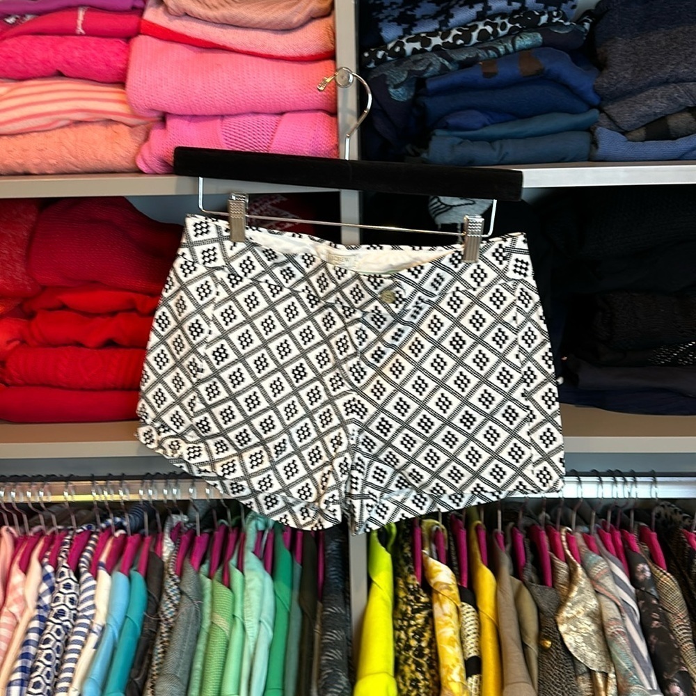 J Crew white with black print 4” shorts size 0
